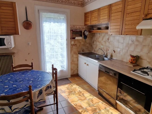 Maison 4 chambres avec jardin et grand garage à Carcassonne - Quartier Grazailles 