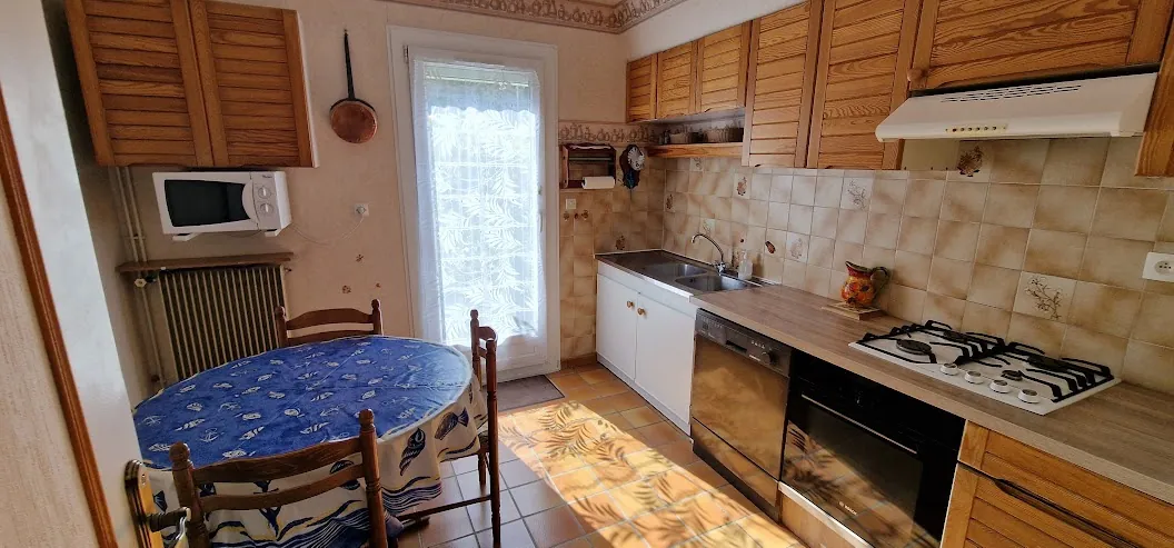 Maison 4 chambres avec jardin et grand garage à Carcassonne - Quartier Grazailles 