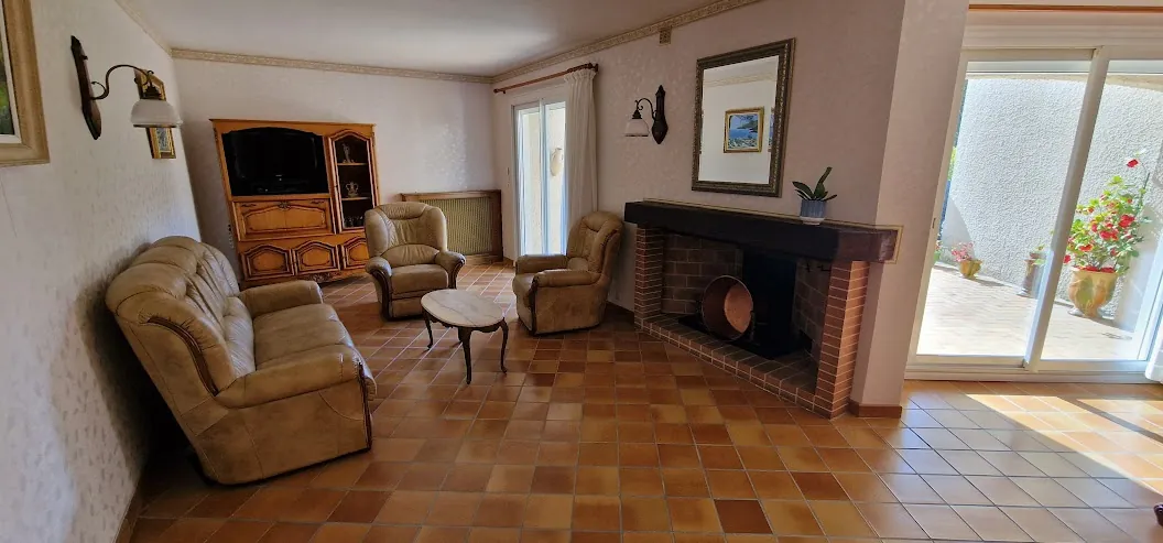 Maison 4 chambres avec jardin et grand garage à Carcassonne - Quartier Grazailles 
