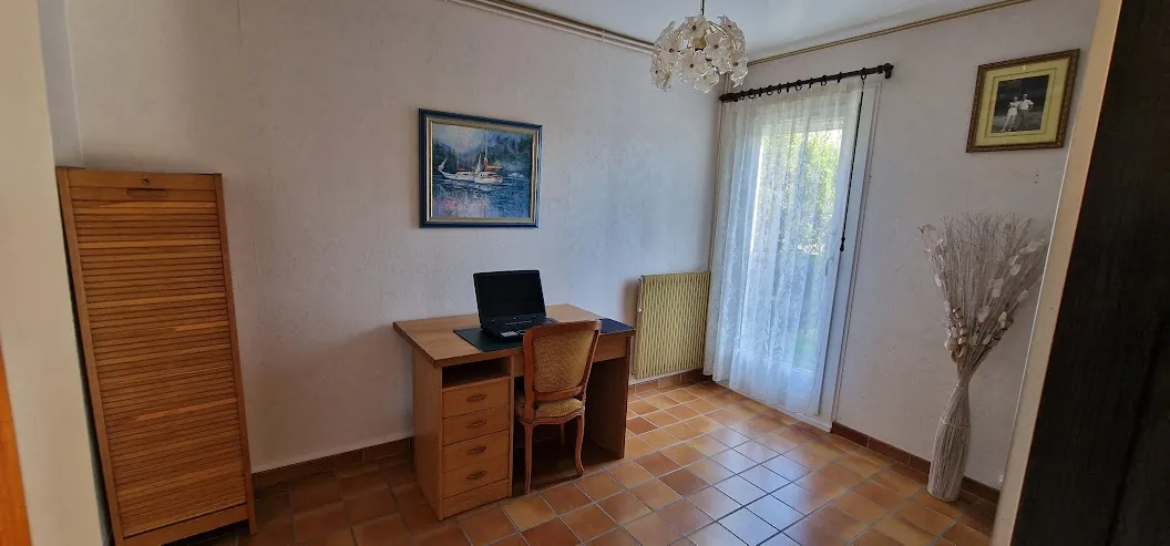 Maison 4 chambres avec jardin et grand garage à Carcassonne - Quartier Grazailles 