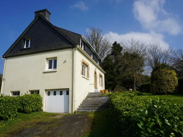 Maison avec 4 chambres à rénover à Plougonver en campagne