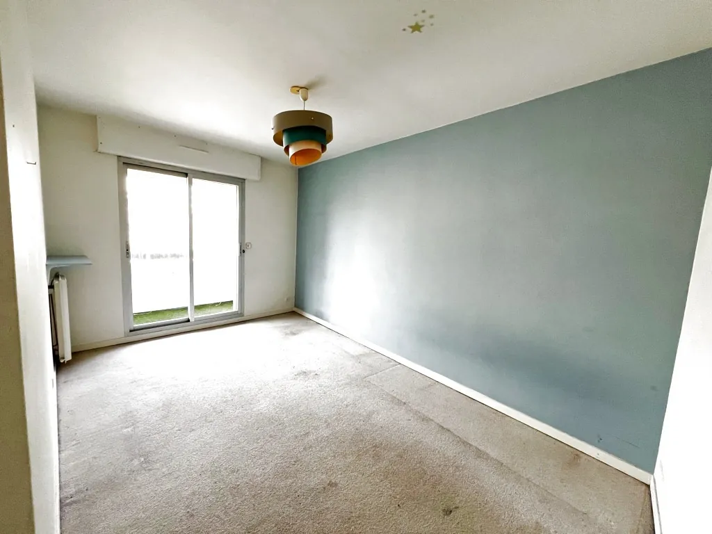 Appartement T3 lumineux de 76 m² avec parking et cave à Rennes 