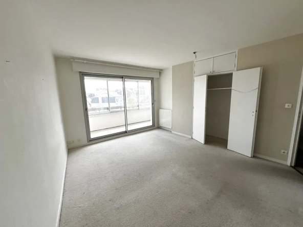 Appartement T3 lumineux de 76 m² avec parking et cave à Rennes