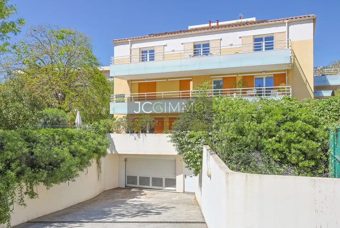 Appartement T3 avec terrasse et garage à La Valette du Var en location ou achat 