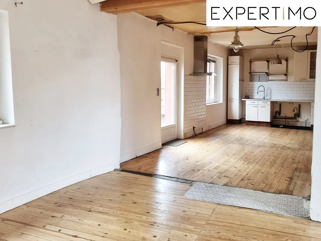Maison de 168 m² avec dépendances et garage à Servant 