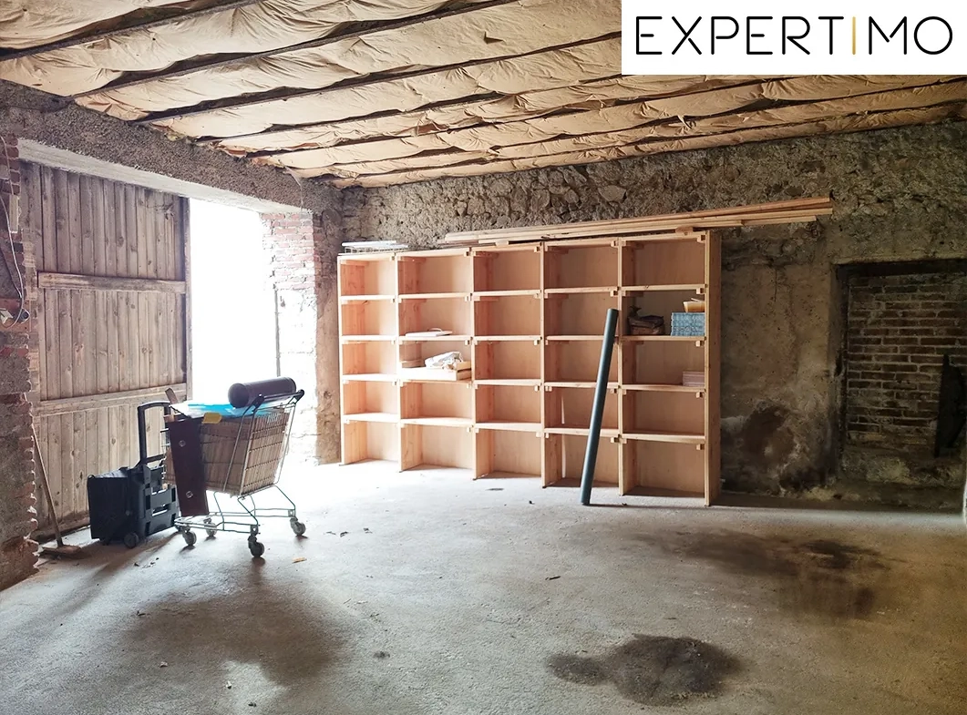 Maison de 168 m² avec dépendances et garage à Servant 