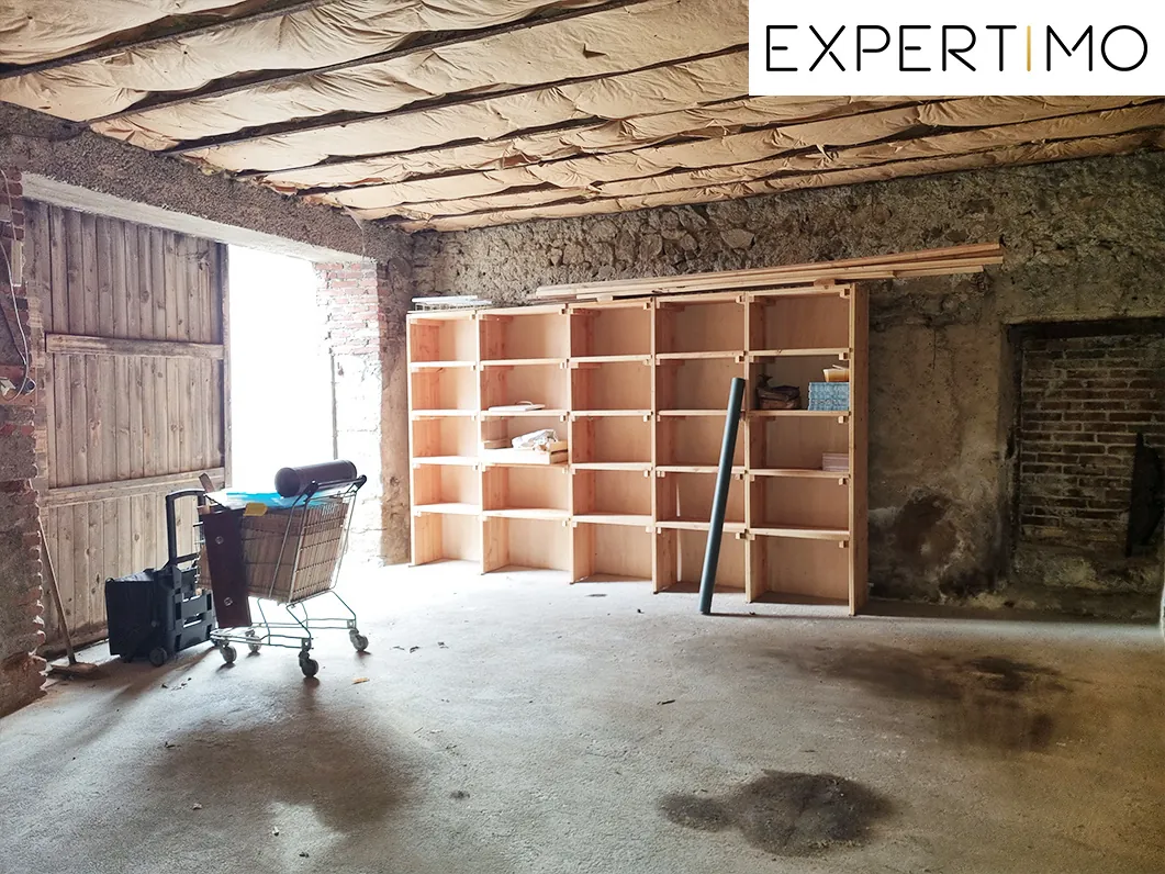 Maison de 168 m² avec dépendances et garage à Servant 