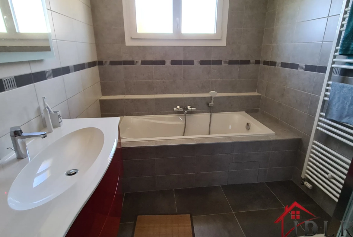 Charmant pavillon plain-pied de 120 m² à Villiers en Lieu 