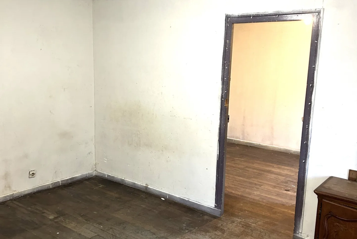 Maison à rénover à Gisors, proche gare, sur terrain de 367 m² 
