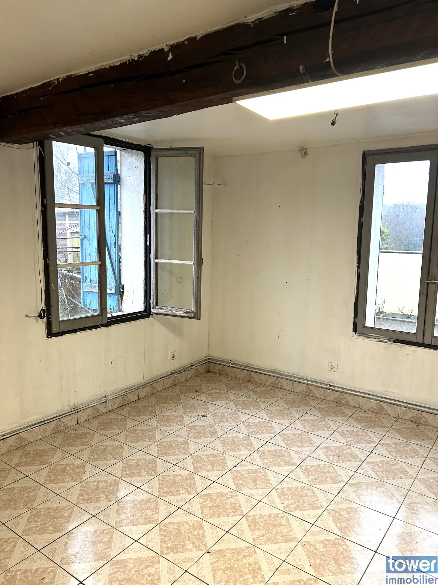 Maison à rénover à Gisors, proche gare, sur terrain de 367 m² 