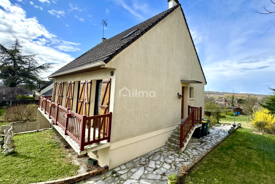 Maison 133 m2 à vendre à Crouy-sur-Ourcq avec vue village et terrain spacieux 