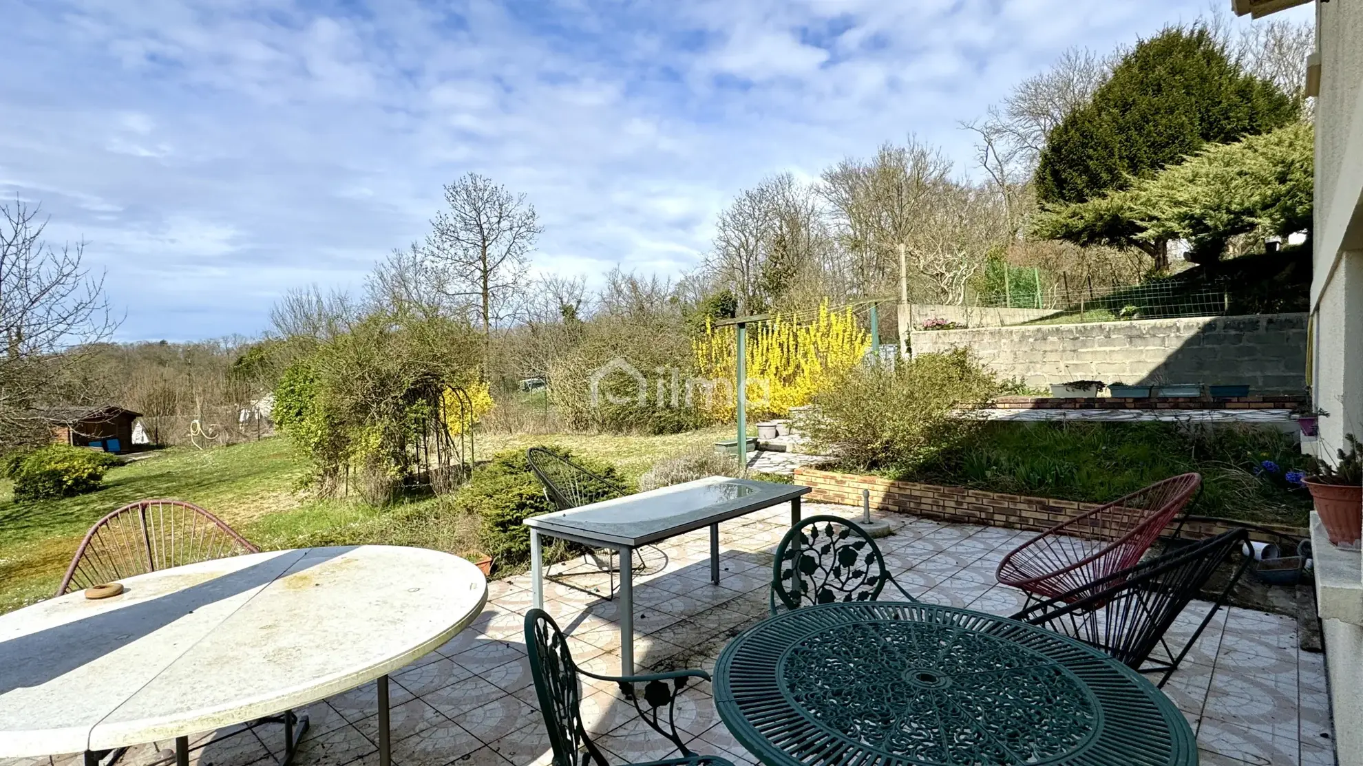 Maison 133 m2 à vendre à Crouy-sur-Ourcq avec vue village et terrain spacieux 