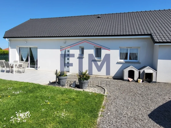Villa moderne avec 4 chambres et jardin à St Nicolas d'Aliermont 