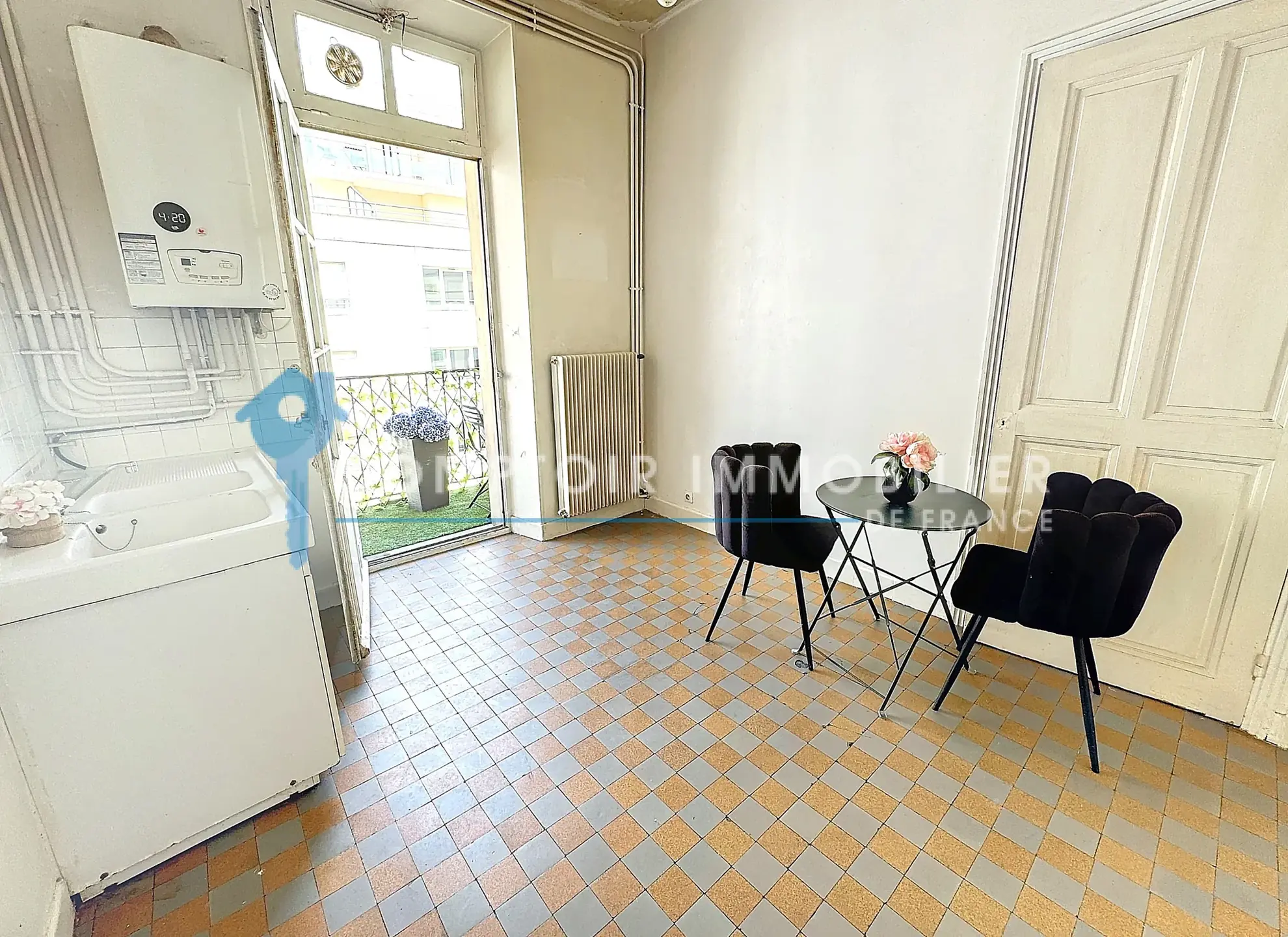 À vendre T2 lumineux de 50m² à Grenoble Championnet, idéal pour résidence ou investissement 