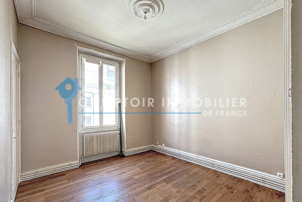 À vendre T2 lumineux de 50m² à Grenoble Championnet, idéal pour résidence ou investissement 