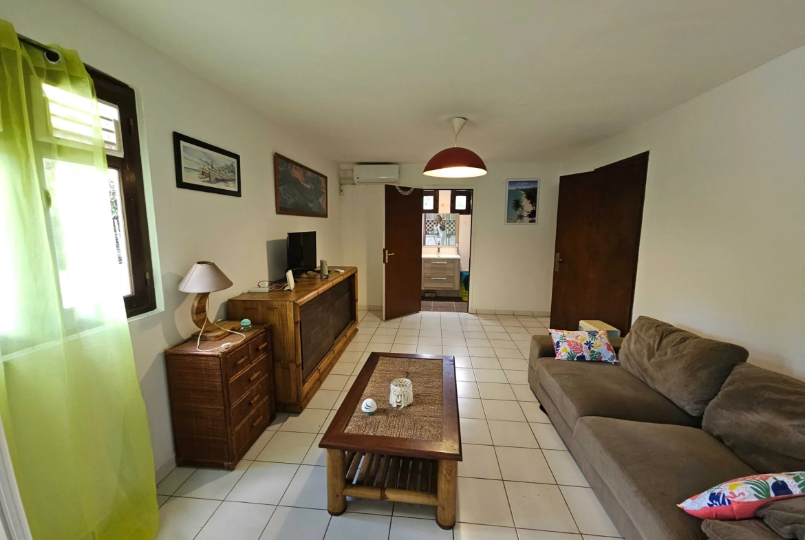 Appartement F2 climatisé et meublé au Diamant - Bon investissement 