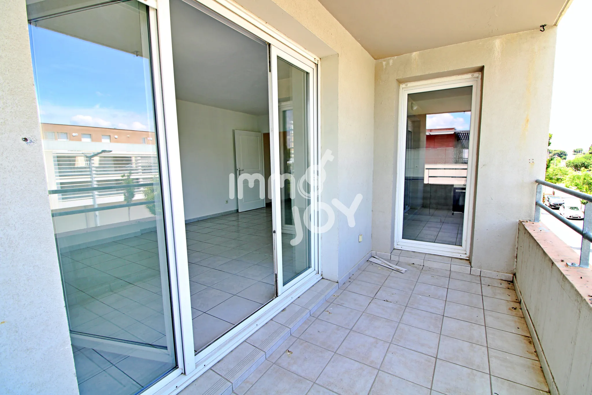 Appartement T3 en Vente à Béziers avec Terrasse et Parking 