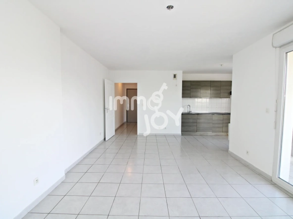 Appartement T3 en Vente à Béziers avec Terrasse et Parking 