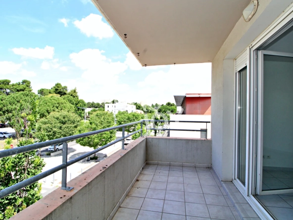 Appartement T3 en Vente à Béziers avec Terrasse et Parking 