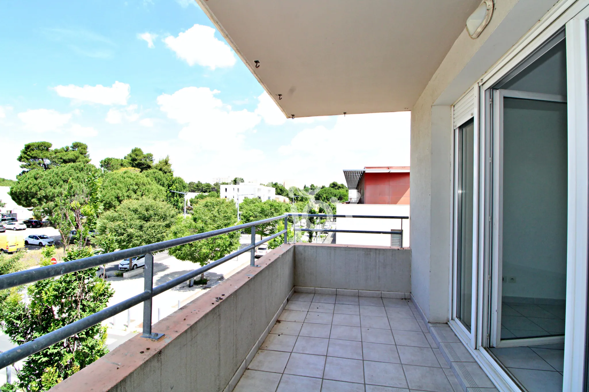 Appartement T3 en Vente à Béziers avec Terrasse et Parking 