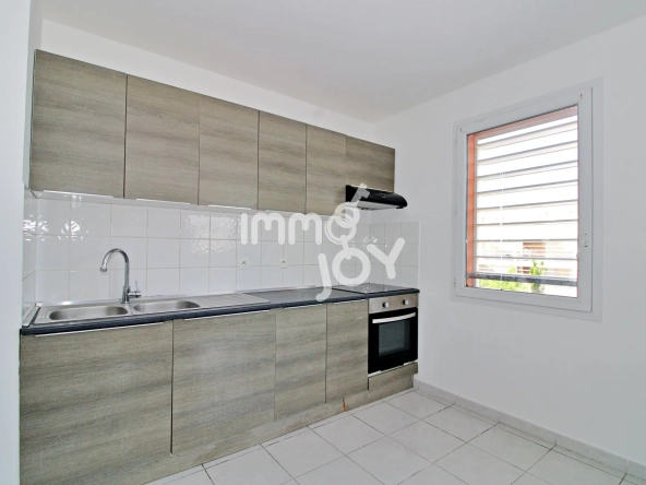 Appartement T3 en Vente à Béziers avec Terrasse et Parking 