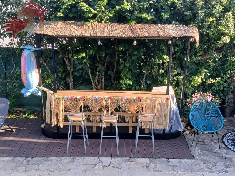 Belle maison rénovée avec piscine et jardin à Vieux-Charmont, 4 chambres 