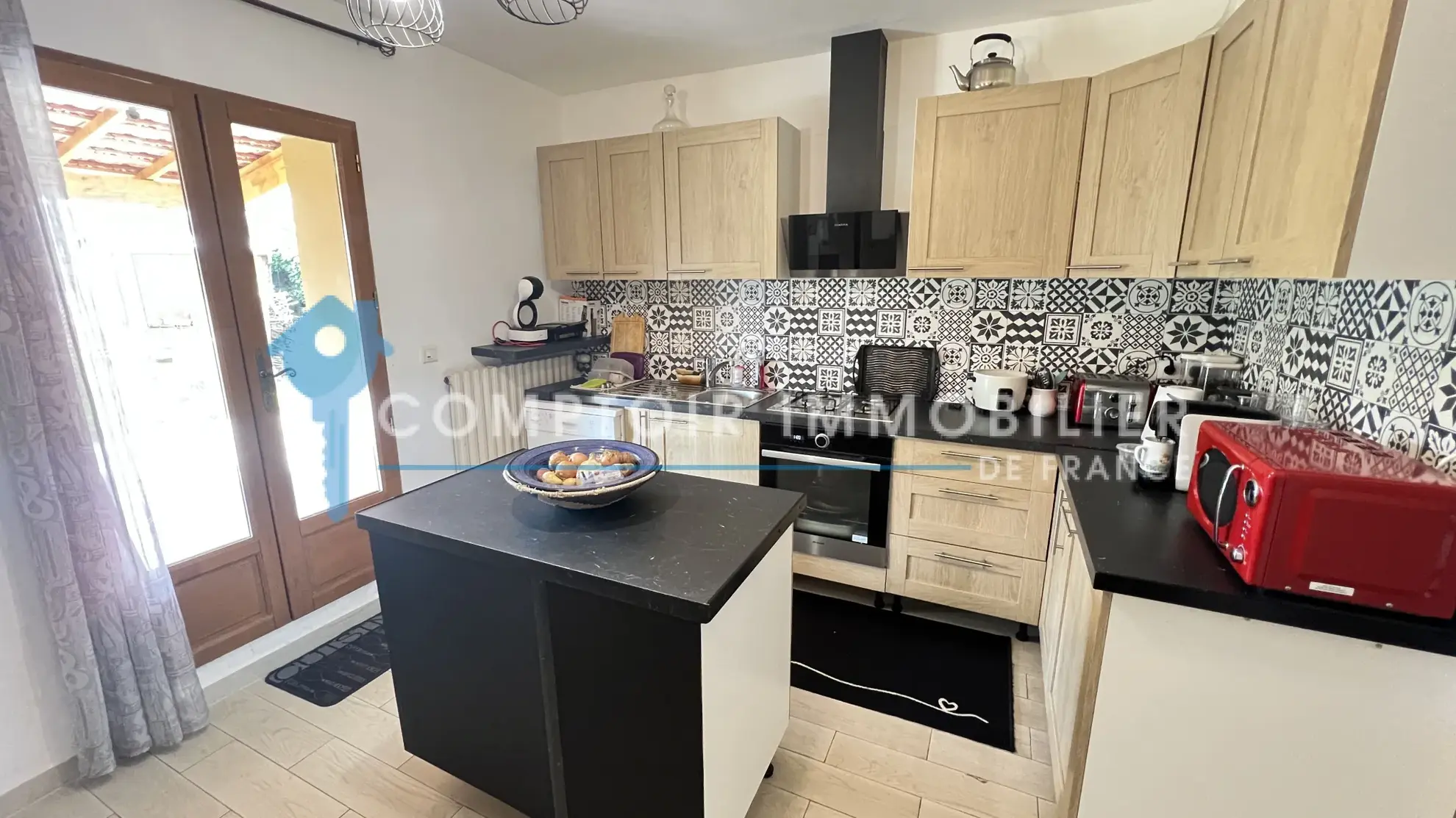 Charmante maison individuelle à Vayres-sur-Essonne avec terrasse et garage 
