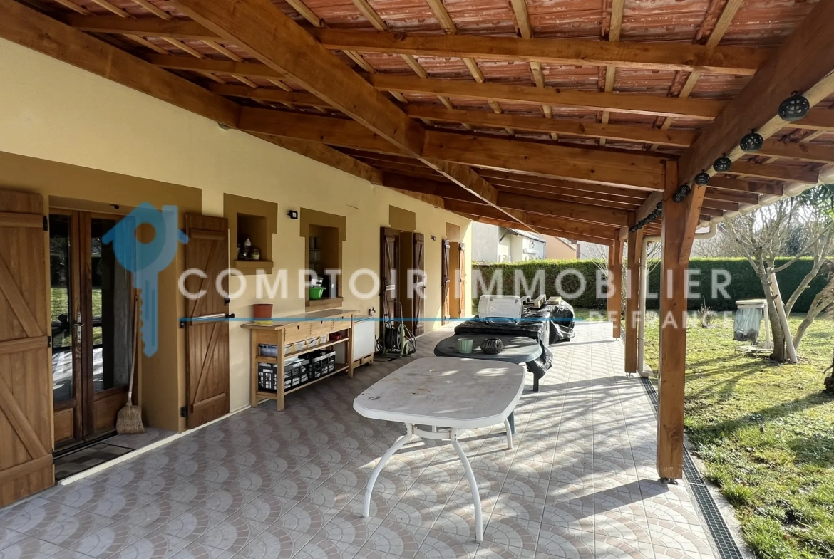 Charmante maison individuelle à Vayres-sur-Essonne avec terrasse et garage 