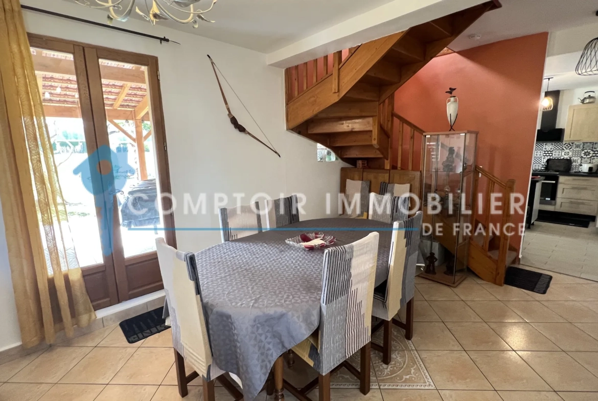 Charmante maison individuelle à Vayres-sur-Essonne avec terrasse et garage 