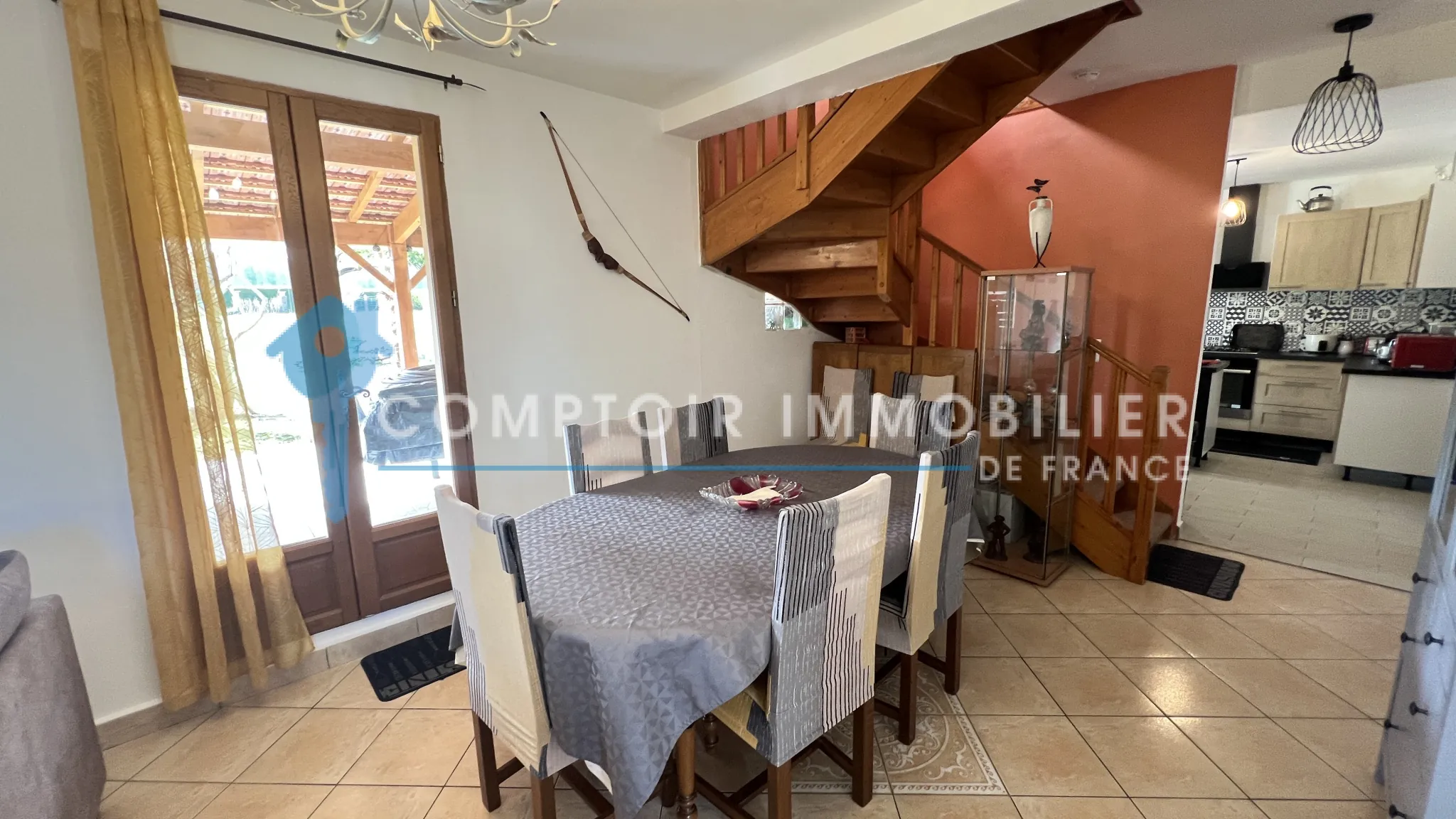 Charmante maison individuelle à Vayres-sur-Essonne avec terrasse et garage 