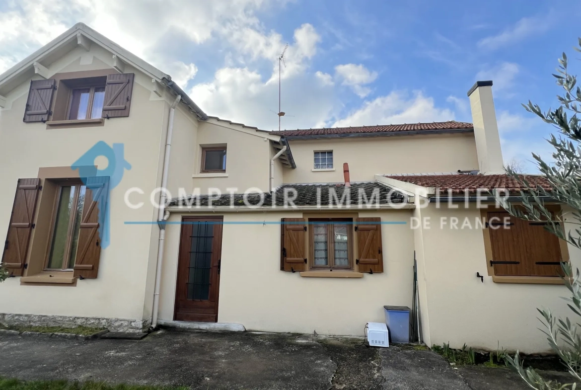 Charmante maison individuelle à Vayres-sur-Essonne avec terrasse et garage 