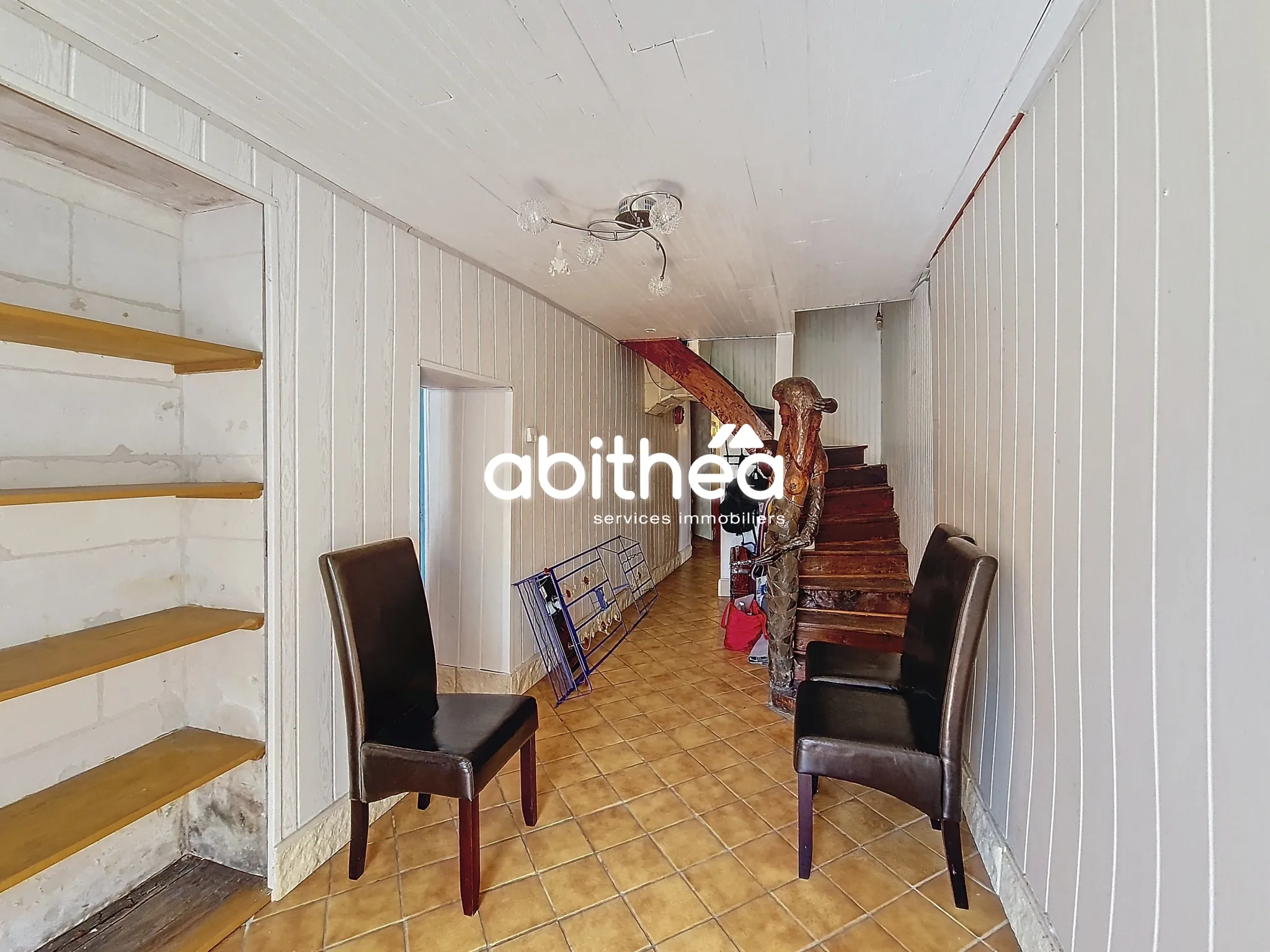 Maison de 160 m² avec 3 chambres et jardin à Brie-sous-Mortagne 