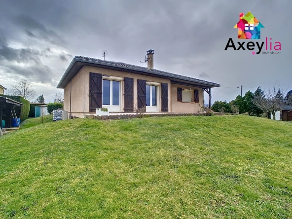 Maison familiale à Saint-Romain-la-Motte avec grand terrain et garage – 3 chambres