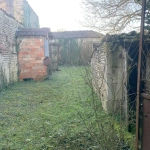Maison à rénover de 90 m² avec dépendances à Matha (17160)