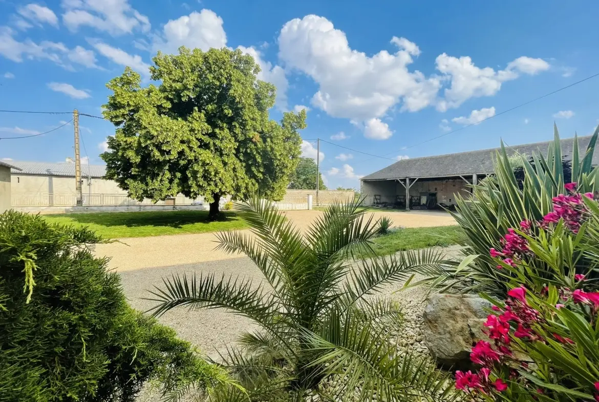 Belle maison familiale avec grand terrain à Cuhon, calme et potentielle extension 