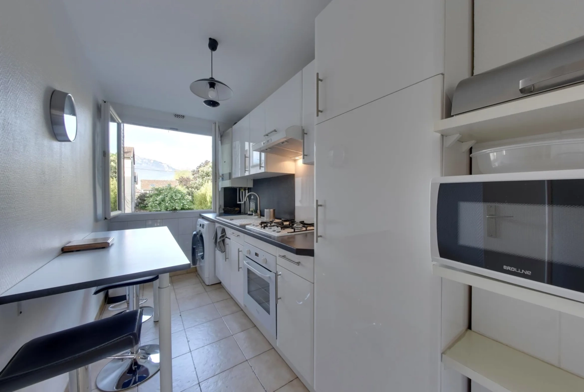 Bel appartement T4 lumineux secteur Gabriel Péri à St Martin d'Hères 