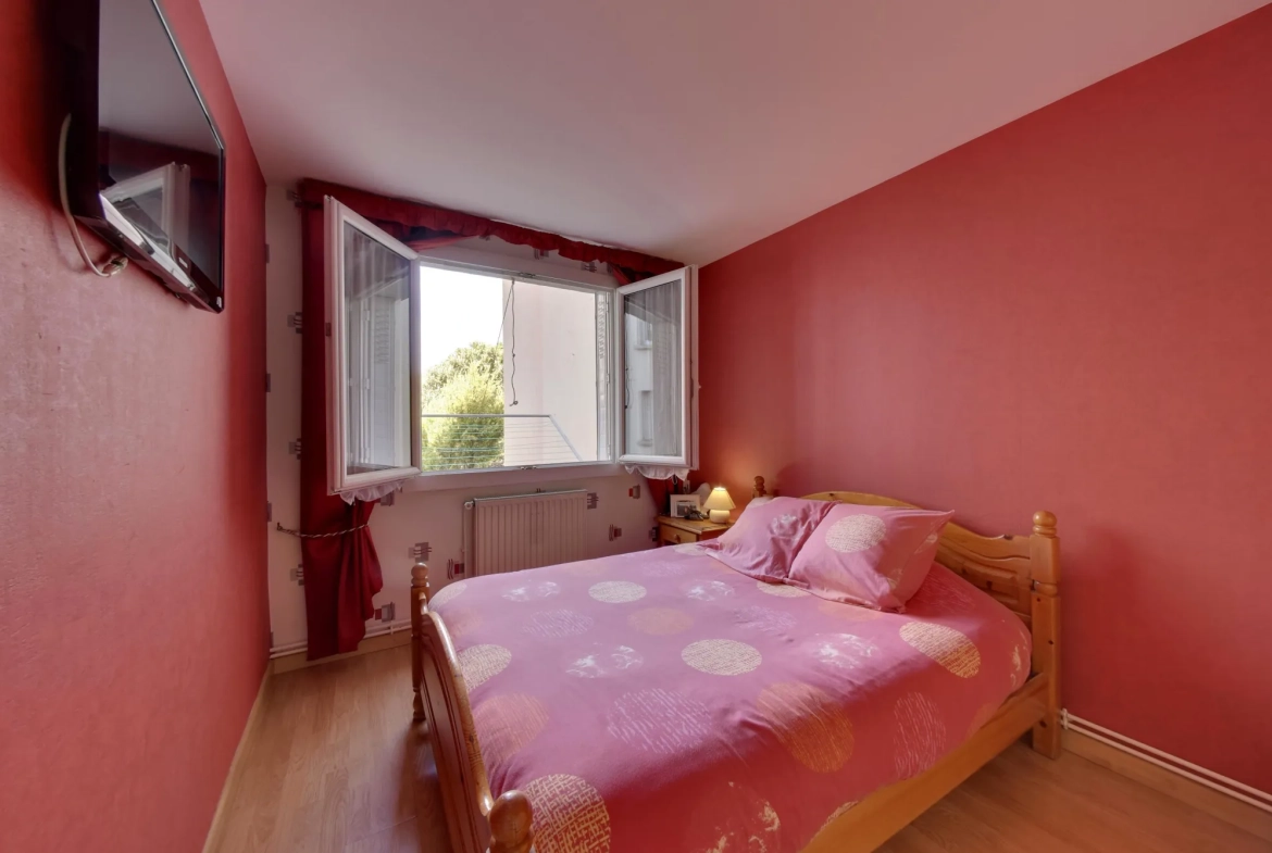 Bel appartement T4 lumineux secteur Gabriel Péri à St Martin d'Hères 