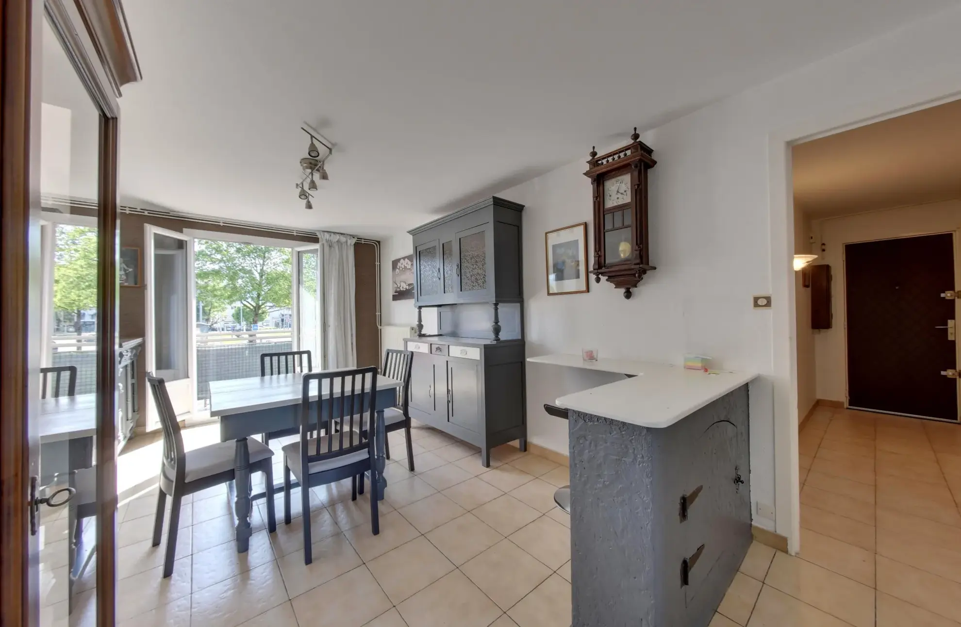 Bel appartement T4 lumineux secteur Gabriel Péri à St Martin d'Hères 