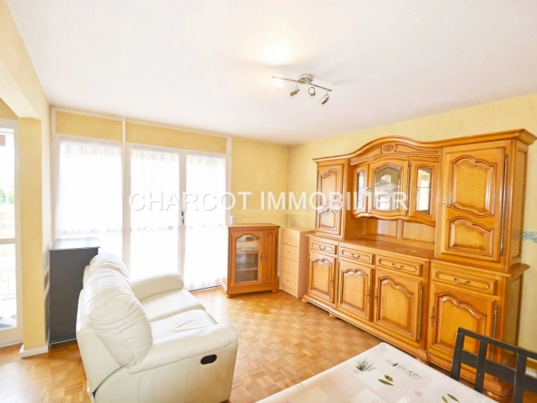 Appartement 3 pièces avec cave, garage et vue dégagée à Sainte-Foy-lès-Lyon