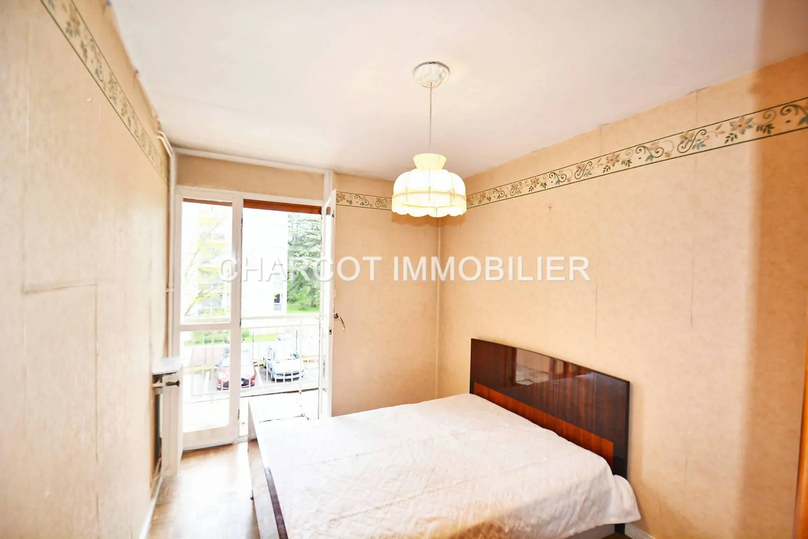 Appartement 3 pièces avec cave, garage et vue dégagée à Sainte-Foy-lès-Lyon 