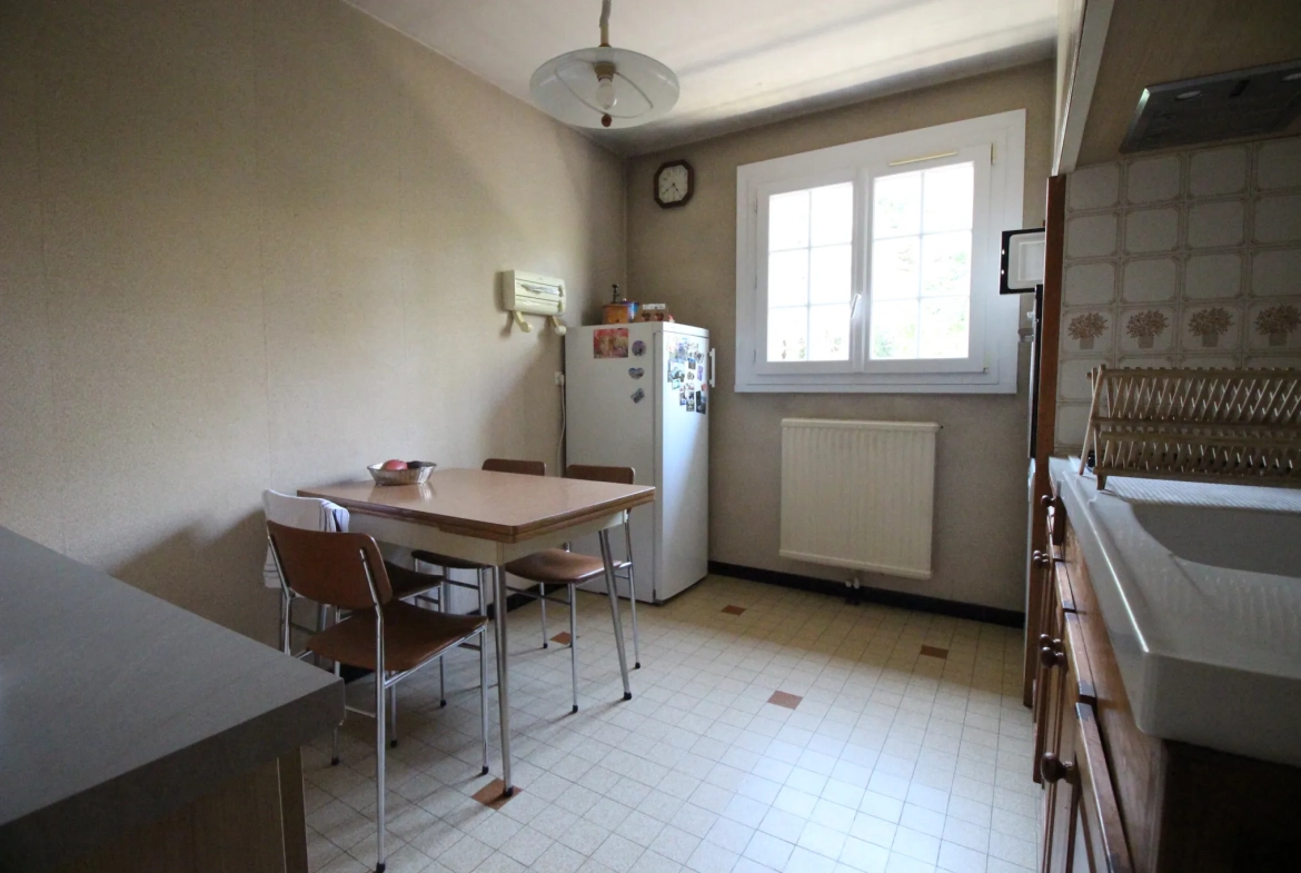 Villa à Montpellier proche hôpitaux et facultés avec 4 chambres 