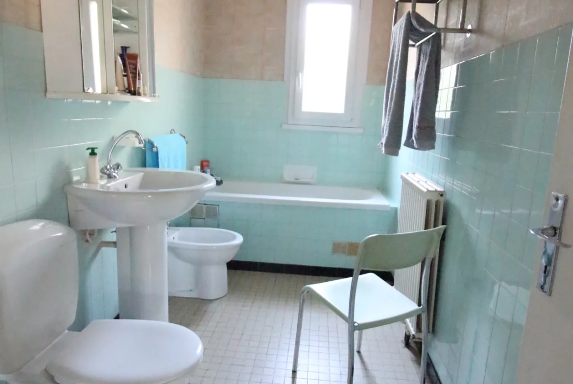 Villa à Montpellier proche hôpitaux et facultés avec 4 chambres 