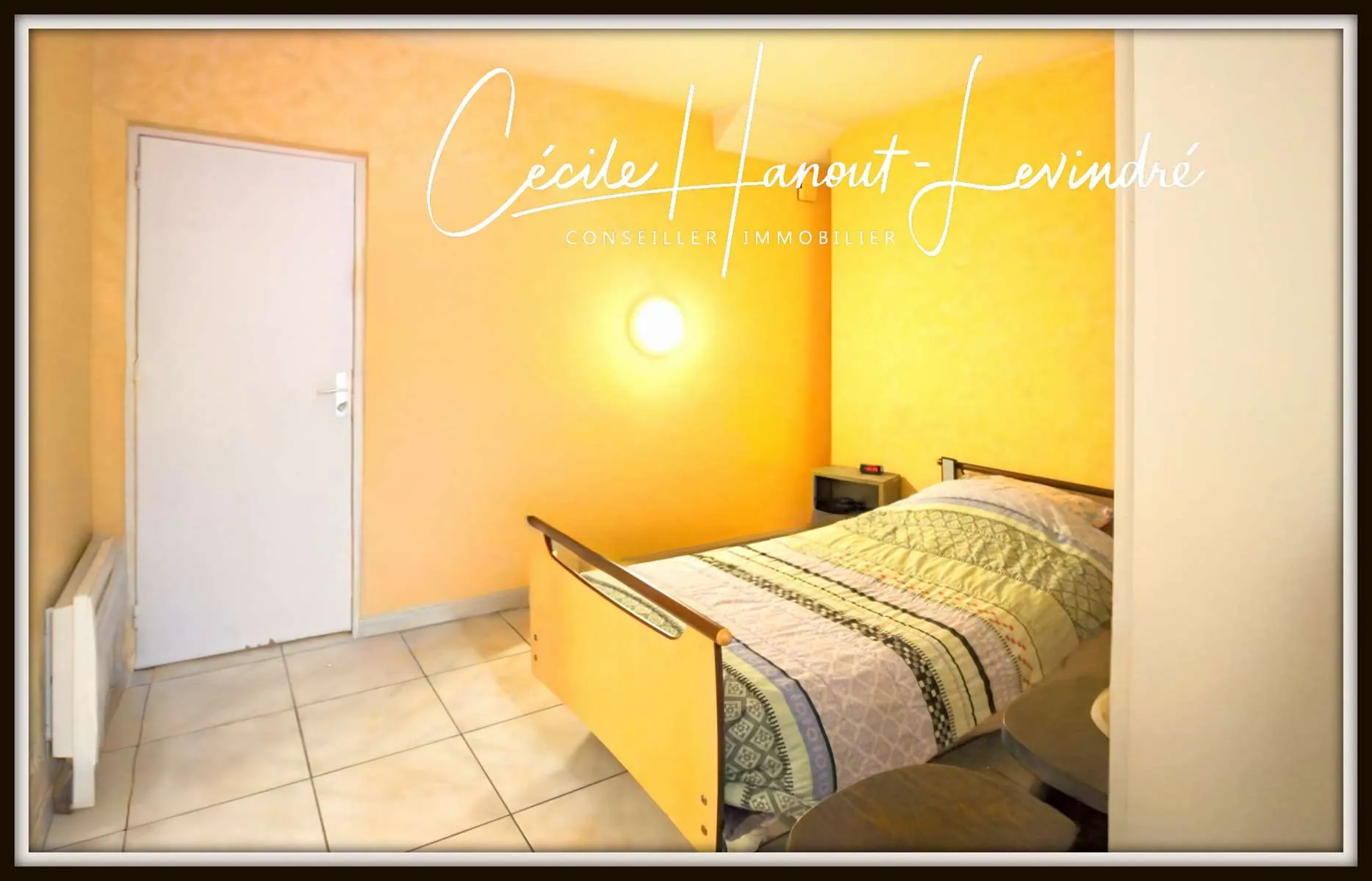 Immeuble locatif à Pontorson avec deux appartements et terrasse exposée 