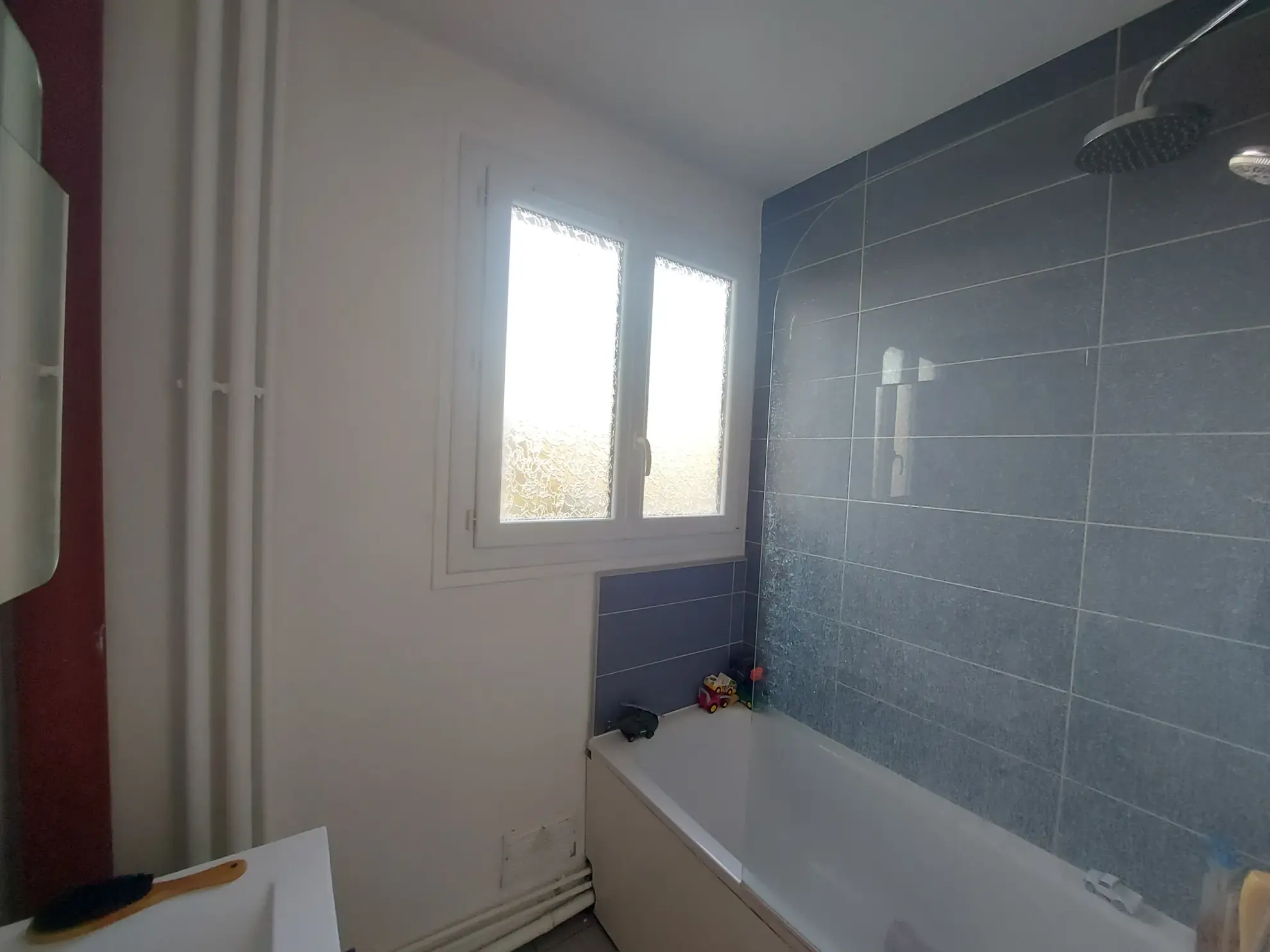 Appartement 2 pièces lumineux de 52 m² à Mantes-la-Jolie avec parking et cave 