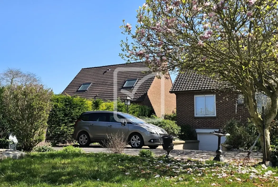 Villa individuelle de 132 m² avec jardin, garage et sous-sol à Annoeullin 