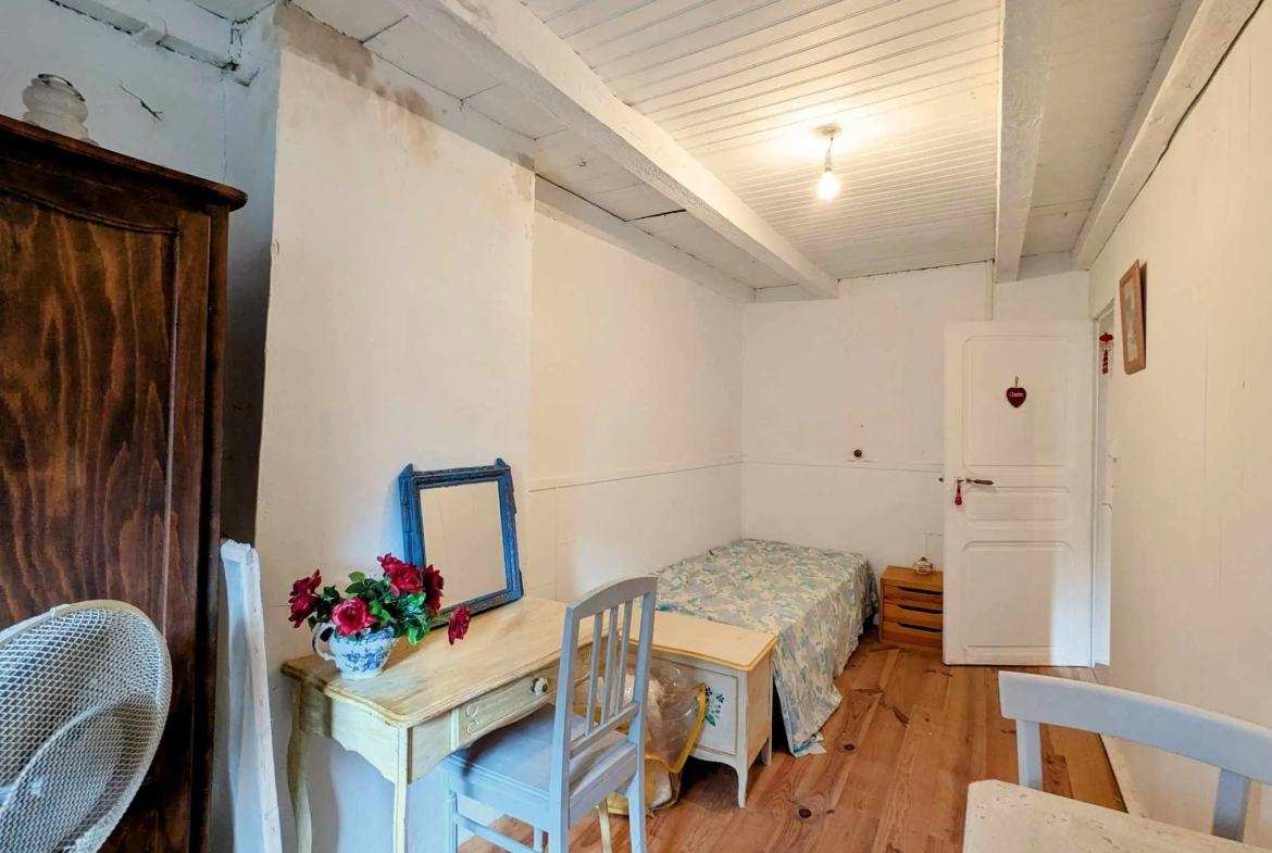Maison de village à Cambons-et-Salvergues, proche nature, à petit prix 