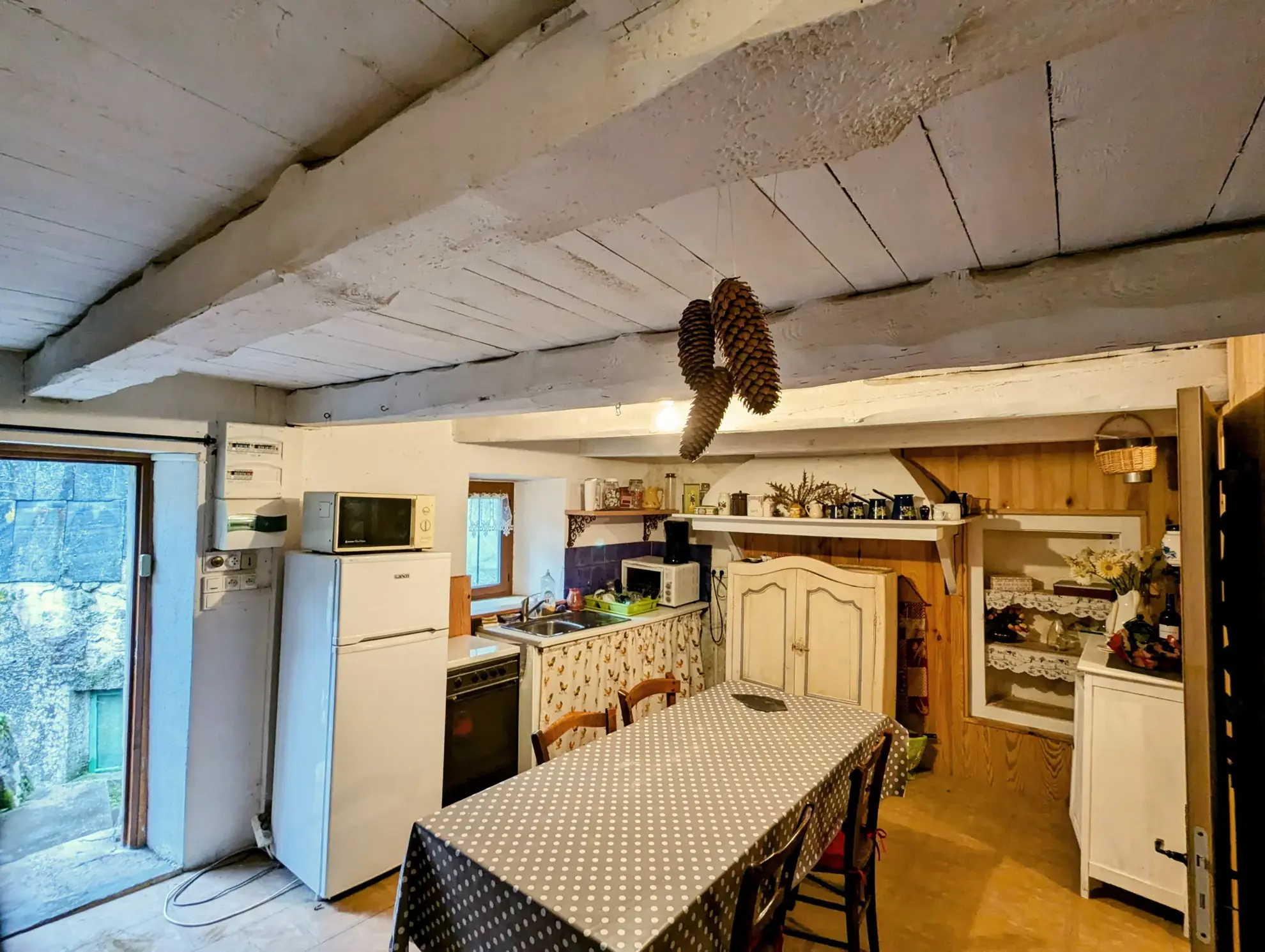 Maison de village à Cambons-et-Salvergues, proche nature, à petit prix 