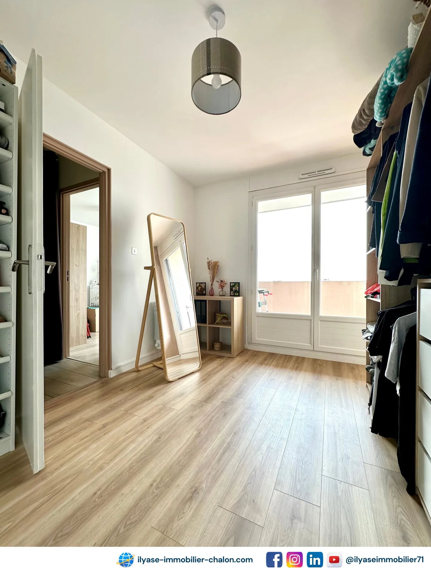 Appartement T4 lumineux de 78 m² avec deux balcons et stationnement à Chalon-sur-Saône 