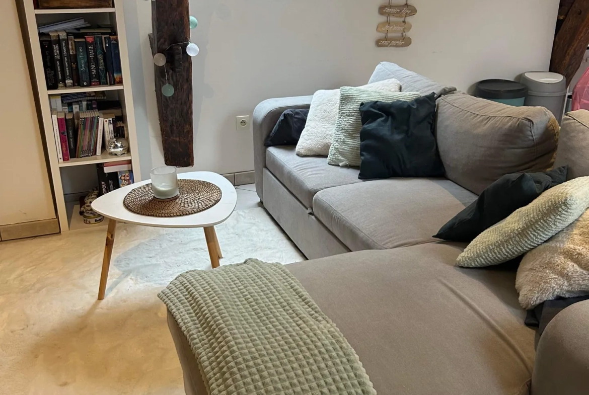 Investissement immobilier à Avallon : immeuble de rapport avec 3 logements en pierre apparente 