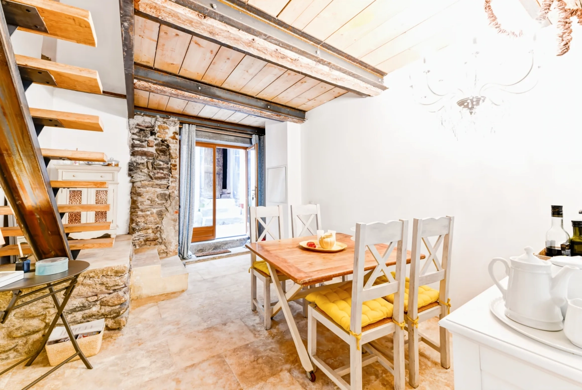 Maison de village rénovée de 80 m² à Saint-Sauveur-sur-Tinée, proche Nice 
